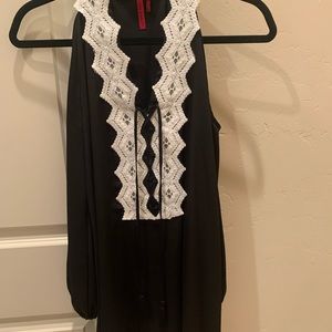 Love Scarlett Black cold shoulder top medium